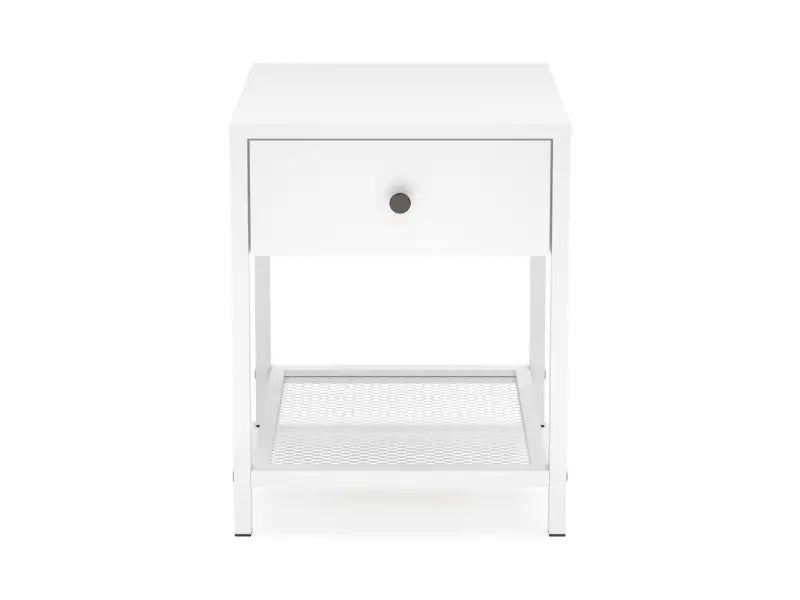 Noptiera Lenon; White