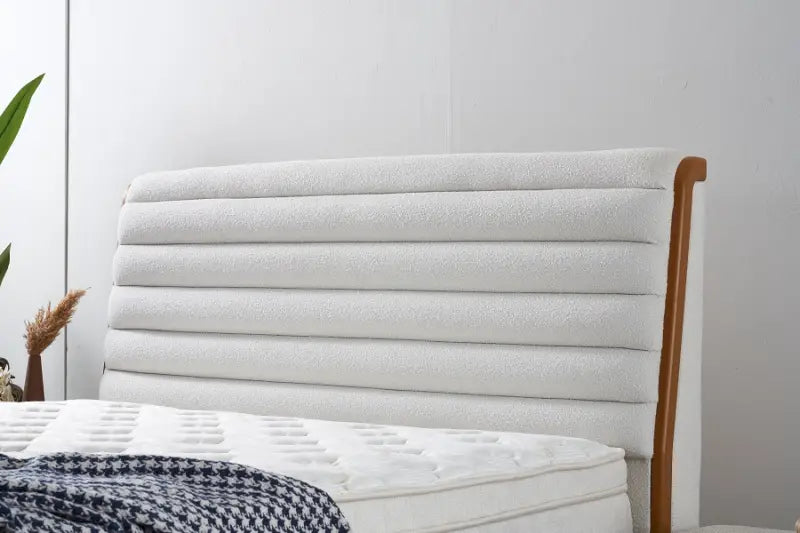 Pat tapitat crem cu somiera; spatiu pentru depozitare si saltea (160x200cm) LOTUS