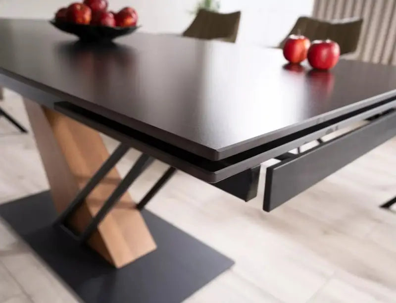 Masa extensibila GENESIS din ceramica cu efect de marmura neagra; metal negru si furnir frasin 180-240x90xH75cm